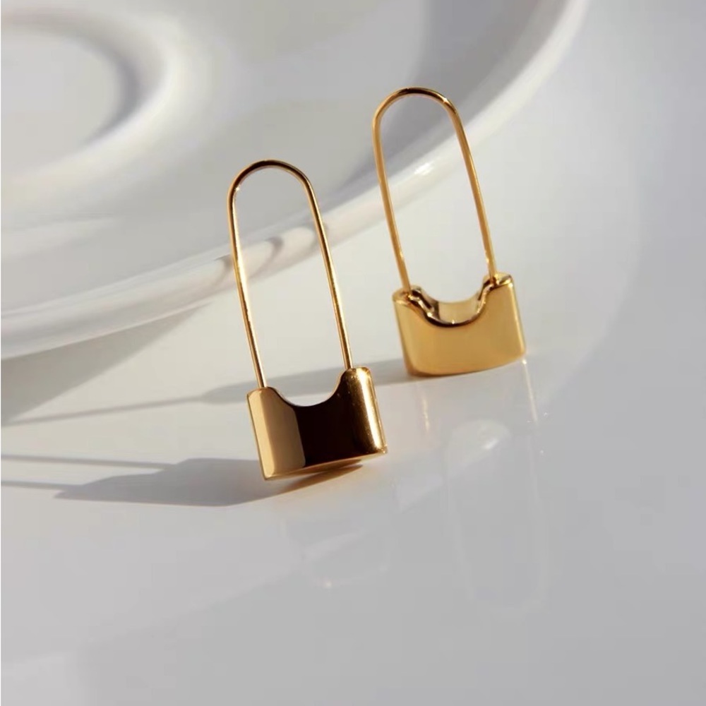 Padlock earrings, safety pin earrings, drop earrings - Picture 2 of 7